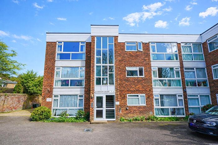 2 Bedroom Flat For Sale In Upper Maze Hill, St. Leonards-On-Sea, TN38