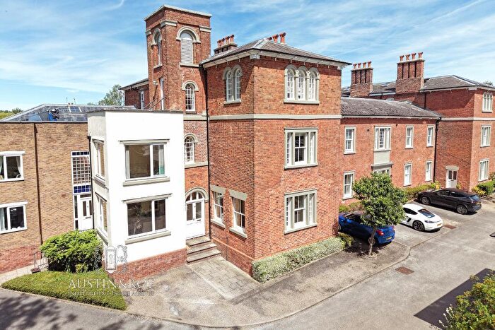 2 Bedroom Apartment For Sale In Trent Court, Stone, Staffordshire, ST15