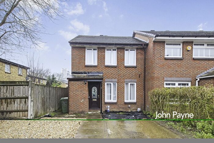 3 Bedroom End Terrace House To Rent In Carronade Place, London, SE28