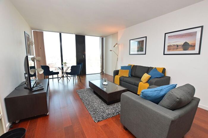 1 Bedroom Flat To Rent In Beetham Tower, Deansgate, Manchester, M3