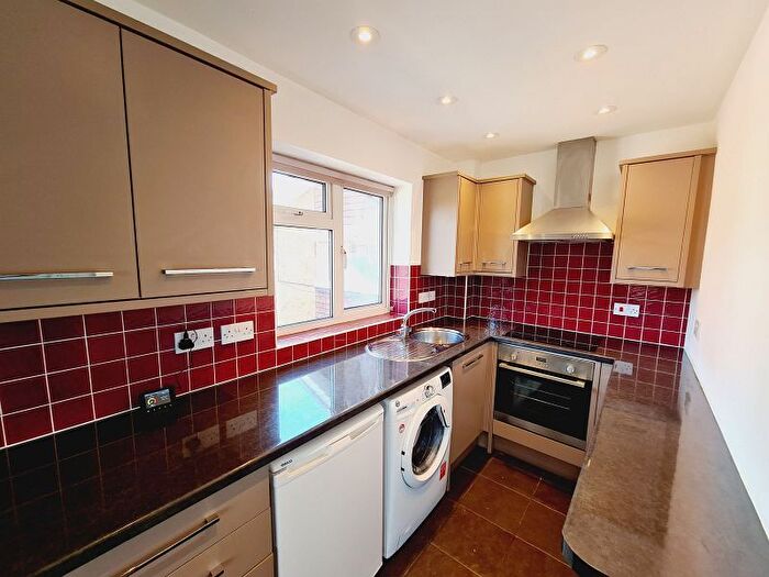 Studio For Sale In Millside Court, Great Bookham, Surrey, KT23