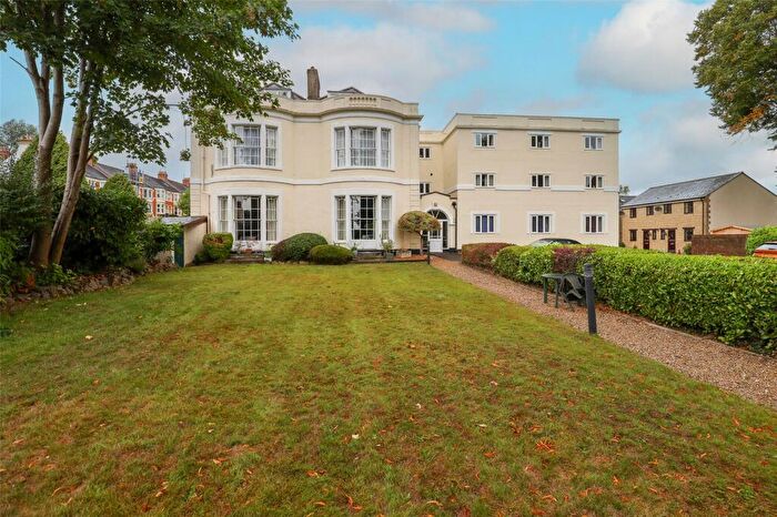 2 Bedroom Apartment For Sale In Portway, Frome, Somerset, BA11