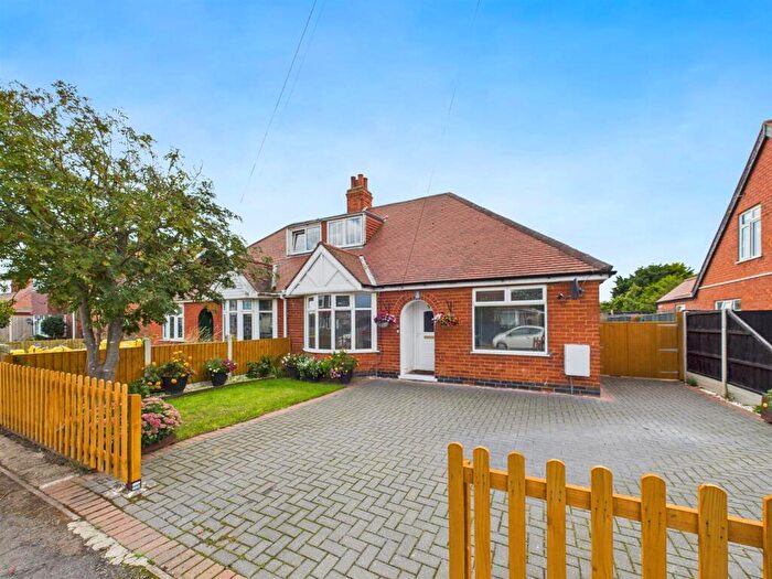 3 Bedroom Semi-Detached Bungalow For Sale In Wellington Road, Mablethorpe, LN12