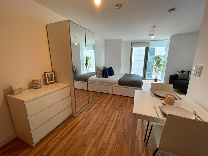 Flat To Rent In The Tower, Plaza Boulevard, Liverpool, L8