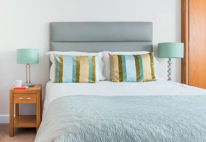 2 Bedroom Flat To Rent In Broad Quay, Bristol, BS1