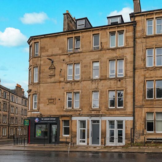 3 Bedroom Flat For Sale In Roseburn Street, Edinburgh, EH12