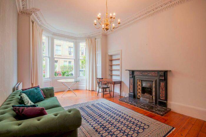 3 Bedroom Flat To Rent In L – Lauriston Gardens, Edinburgh, EH3
