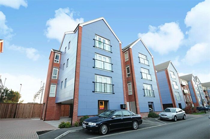 2 Bedroom Apartment To Rent In Chadwick Road, Langley, Berkshire, SL3