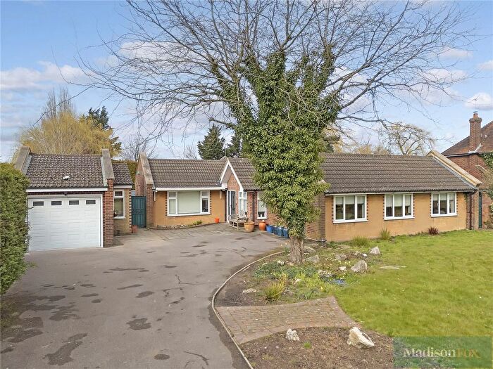4 Bedroom Bungalow For Sale In Manor Road, Lambourne End, Romford, Essex, RM4