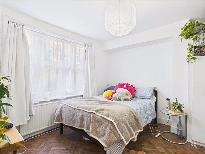 2 Bedroom Detached House To Rent In St. Leonards Road, Brighton, BN2