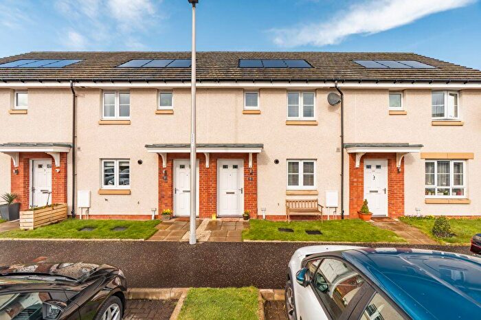 3 Bedroom Villa For Sale In Achnacarry Street, Edinburgh, EH17