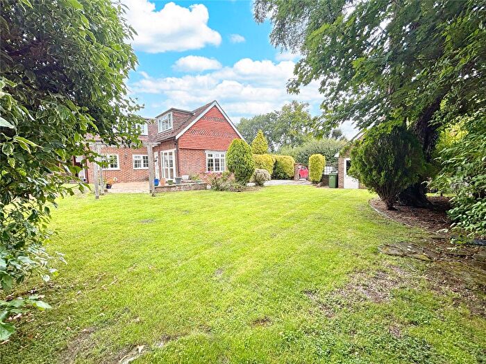 3 Bedroom Detached House To Rent In Charlwood, RH6