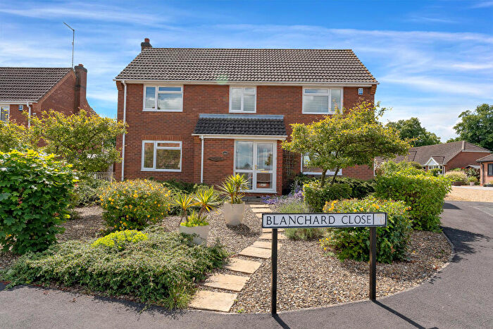 4 Bedroom Detached House For Sale In Blanchard Close, Rippingale, Bourne, PE10