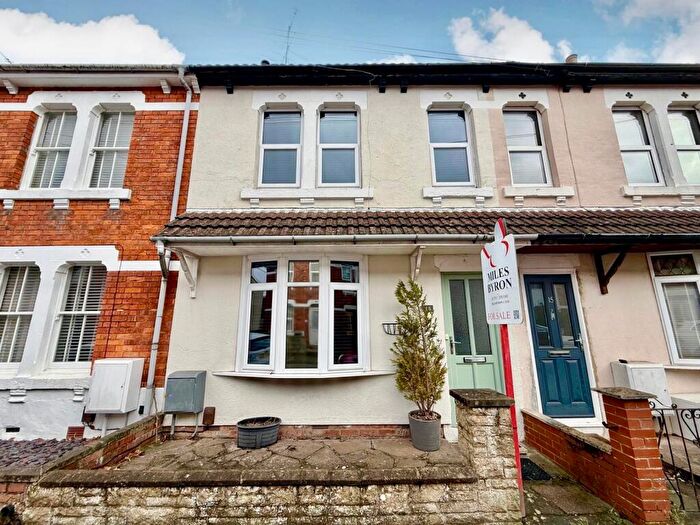 2 Bedroom Terraced House For Sale In Ripley Road, Old Town, Swindon, SN1