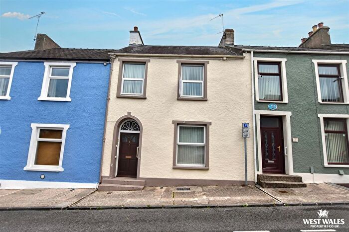 3 Bedroom Terraced House For Sale In Church Street, Pembroke Dock, SA72