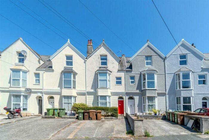 1 Bedroom Flat To Rent In Headland Park, Plymouth, PL4