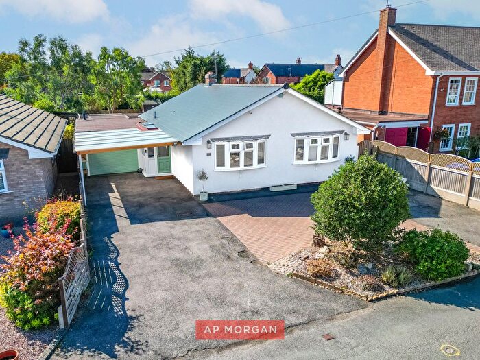 3 Bedroom Bungalow For Sale In Orchard Way, Studley, Redditch, Warwickshire, B80