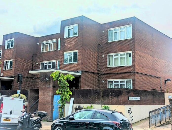 1 Bedroom Flat For Sale In A Northumberland Park, London, N17