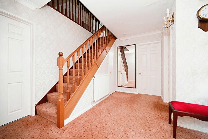 5 Bedroom Detached House For Sale In Bawnmore Road, Bilton, Rugby, CV22