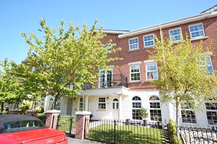 4 Bedroom Town House To Rent In Coopers Row, Cypress Point, FY8