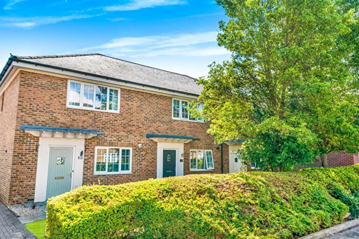 3 Bedroom Terraced House For Sale In Porters Field, Braintree, Essex, CM7