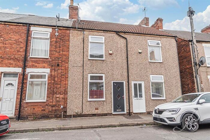 2 Bedroom Terraced House For Sale In Spencer Street, Mansfield, NG18