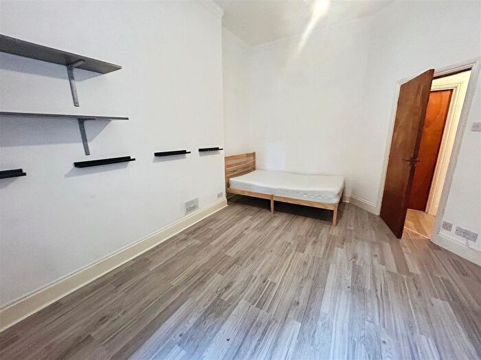 1 Bedroom Flat To Rent In Station Road, Herne Bay, CT6