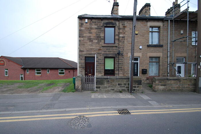 3 Bedroom End Of Terrace House To Rent In Park Street, Wombwell, Barnsley, South Yorkshire, S73