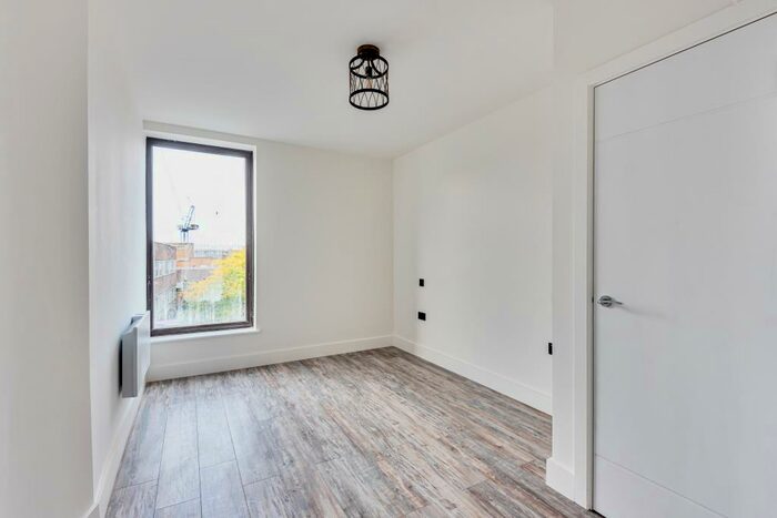 1 Bedroom Apartment To Rent In Swindon, Wiltshire, SN1