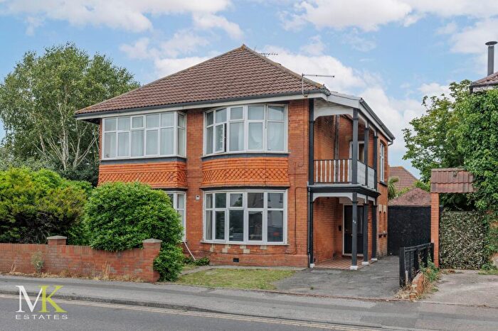 7 Bedroom Detached House For Sale In Richmond Park Road, Bournemouth, BH8