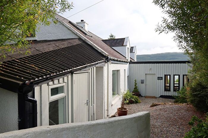 4 Bedroom Detached House For Sale In Lochbay, Waternish, Isle Of Skye, IV55