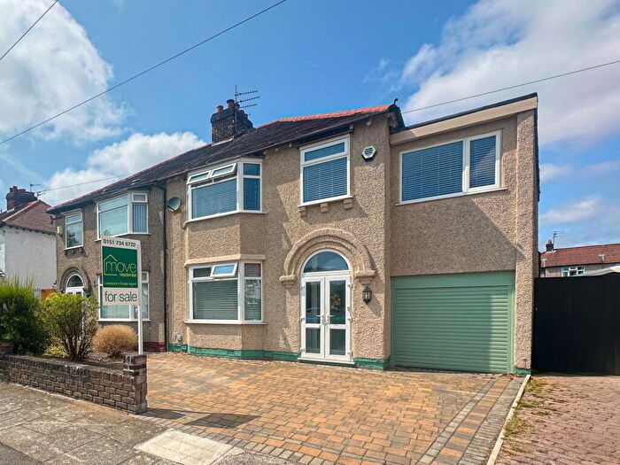 4 Bedroom Semi-Detached House For Sale In Stairhaven Road, Liverpool, L19