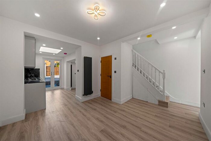 3 Bedroom Terraced House For Sale In William Road, Sutton, SM1