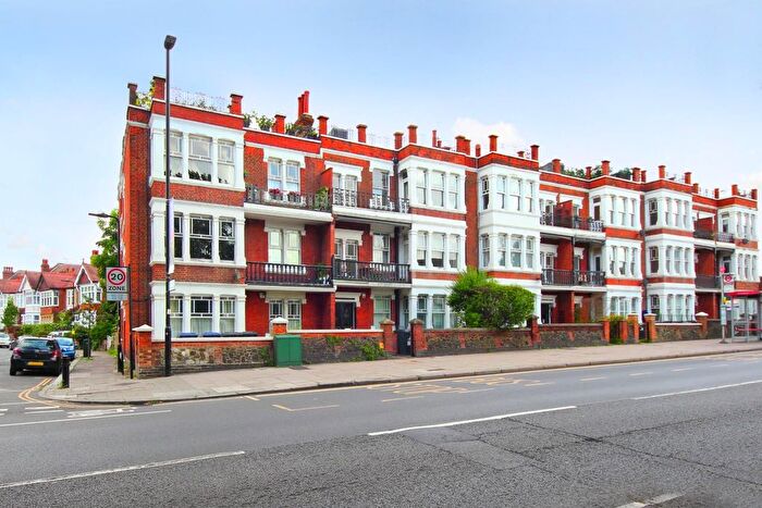 3 Bedroom Flat For Sale In Ealing Common, W5