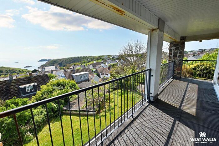 4 Bedroom Detached House For Sale In Anchor Down, Solva, Haverfordwest, SA62