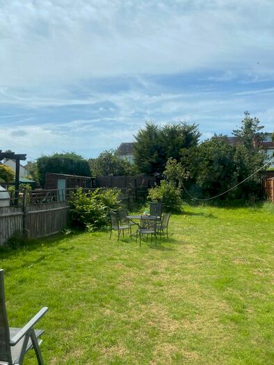 4 Bedroom Semi-Detached House To Rent In Footscray Road, London, SE9