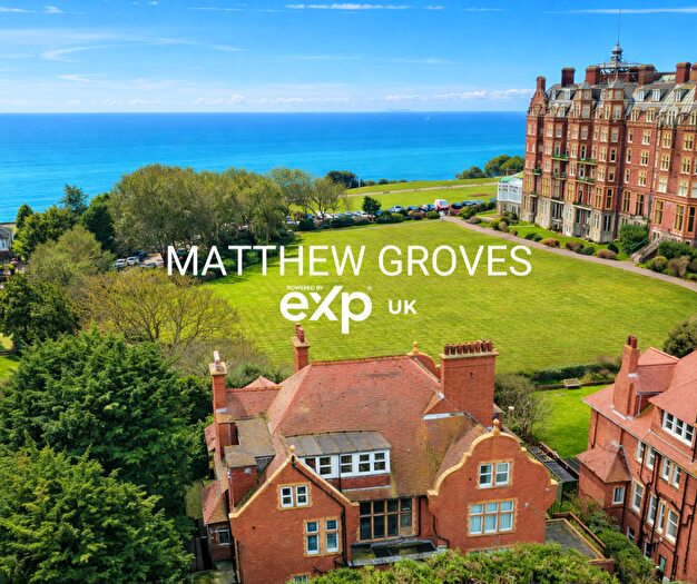 2 Bedroom Flat For Sale In Sandgate Road, Folkestone, CT20