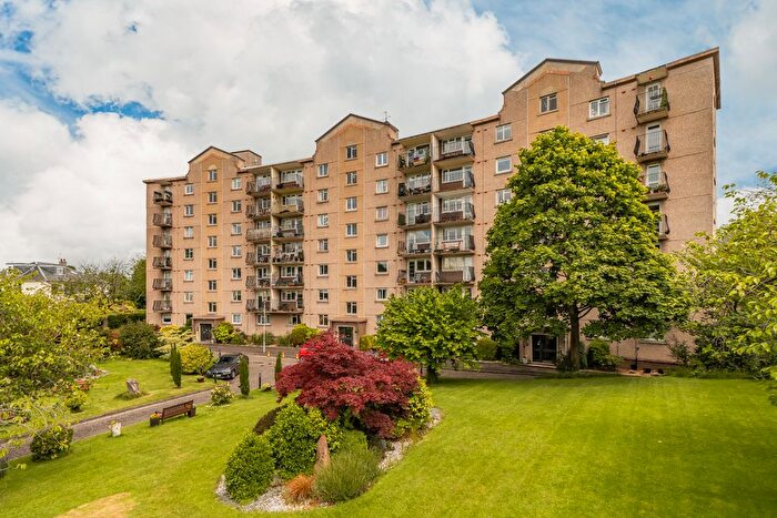 2 Bedroom Flat For Sale In / Maidencraig Court, Edinburgh, EH4