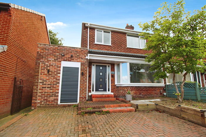 3 Bedroom Semi-Detached House For Sale In Stella Hall Drive, Stella, Blaydon On Tyne, NE21