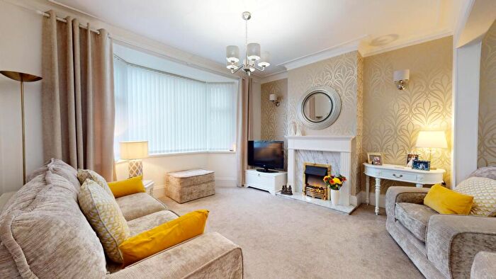 3 Bedroom Semi Detached House For Sale In Sunderland Road, South Shields, NE34