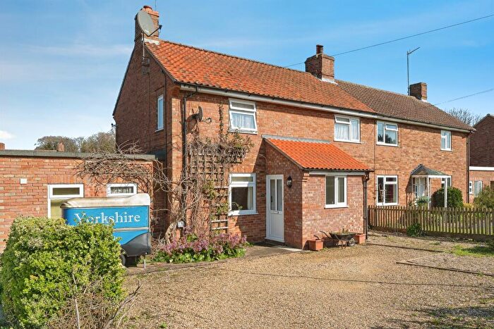 3 Bedroom Semi Detached House For Sale In School Lane, Northwold, Thetford, IP26