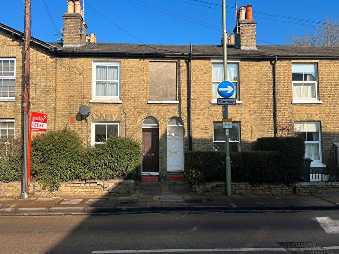 4 Bedroom Semi Detached House To Rent In North Walls, Winchester, SO23