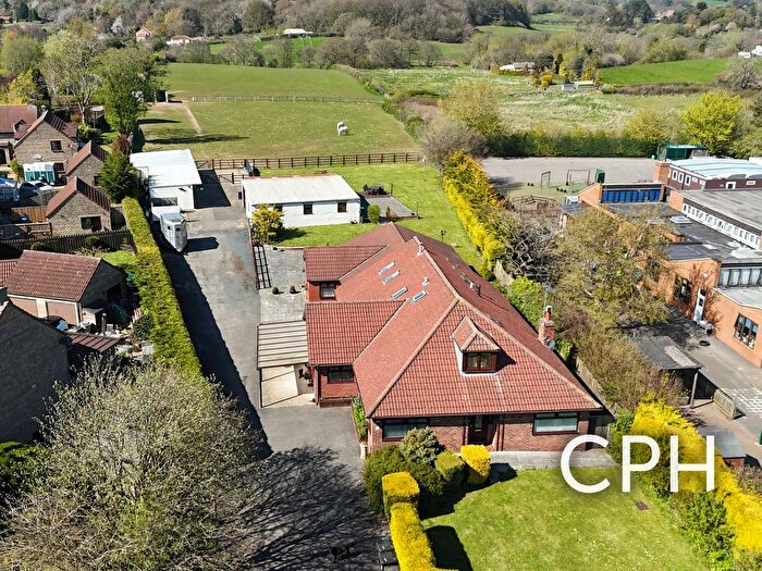 8 Bedroom Property For Sale In Limestone Road, Burniston, YO13