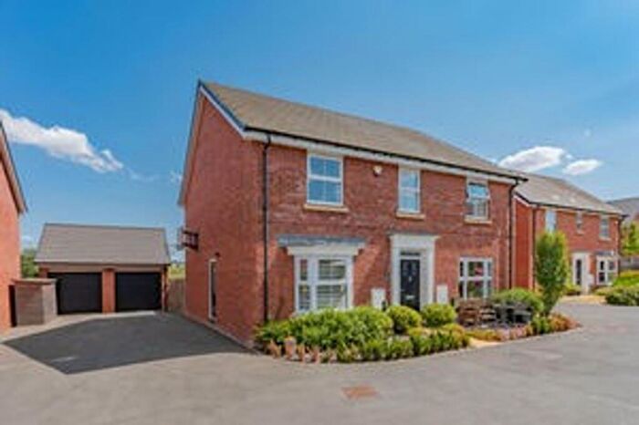 4 Bedroom Detached House For Sale In Dunmore Road, Market Harborough, LE16