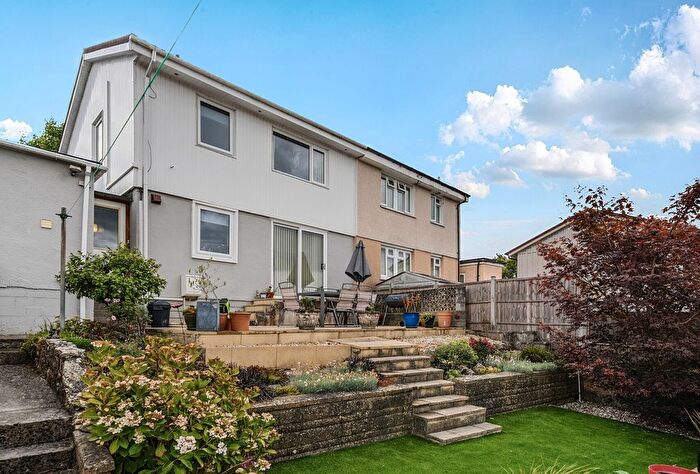3 Bedroom Semi-Detached House For Sale In Shaws Way, Bath, Somerset, BA2