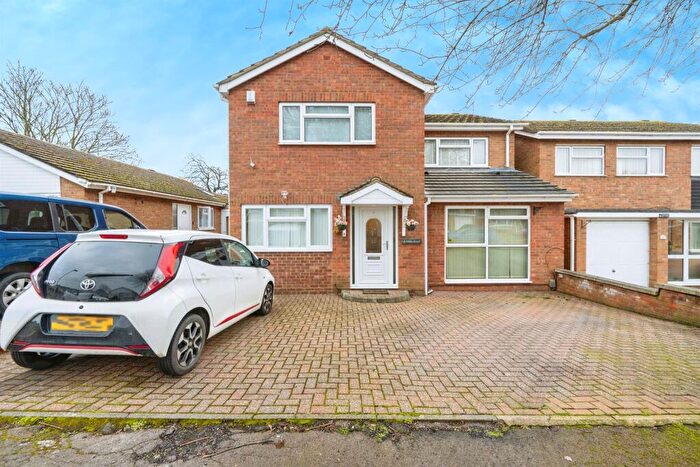 4 Bedroom Detached House For Sale In Ebble Mead, Bedford, MK41