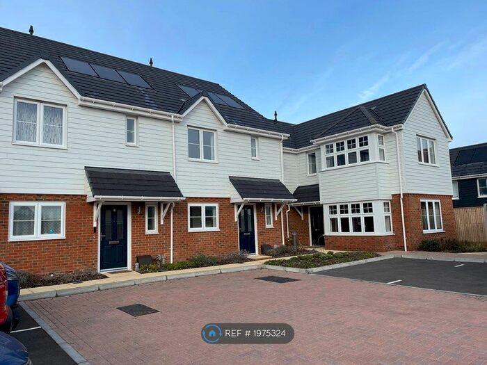 3 Bedroom Terraced House To Rent In Utah Road, Paddock Wood, Tonbridge, TN12