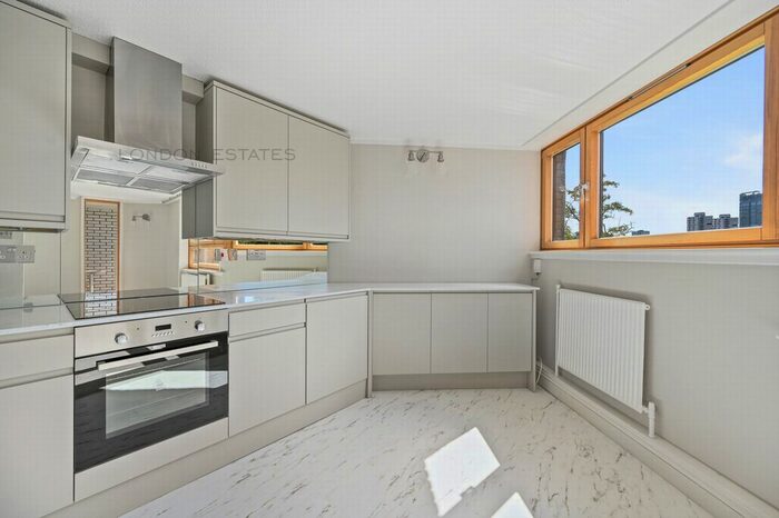 3 Bedroom Flat To Rent In Berenger Walk, Chelsea, SW10