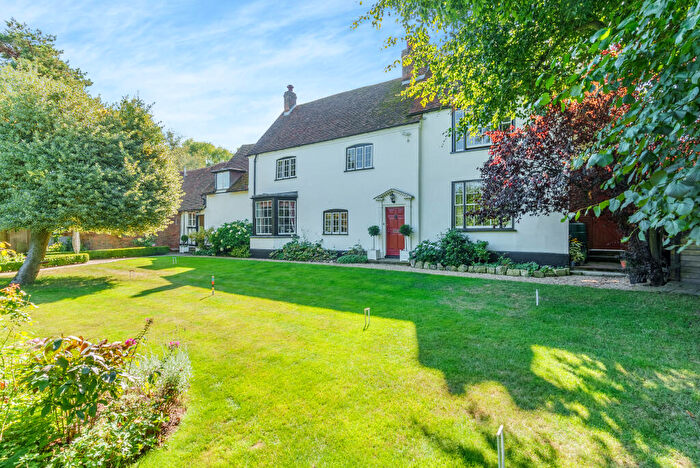 6 Bedroom Farm House For Sale In Fish Street, Redbourn, St Albans, Hertfordshire, AL3
