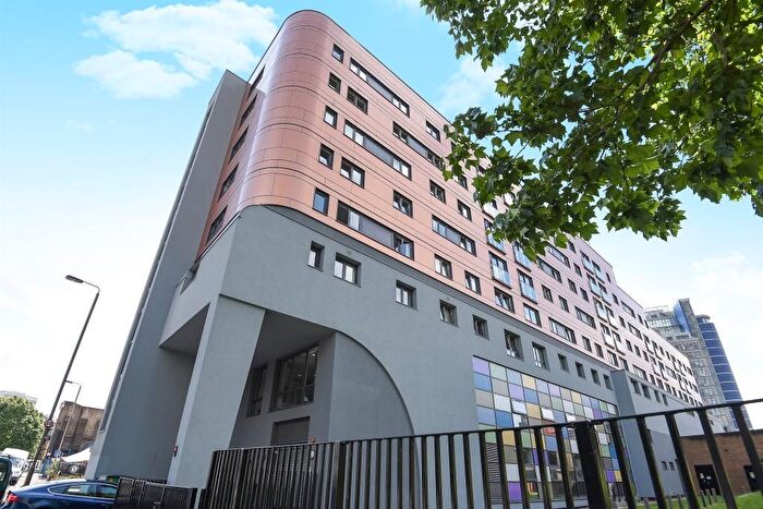 1 Bedroom Flat To Rent In Holman Road, London, SW11